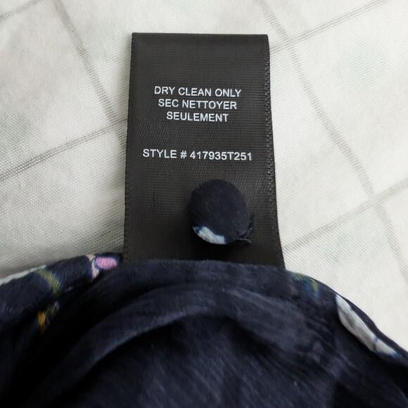 Rebecca Taylor 100% silk blue floral sleeveless top with stretch collar size 8 - Picture 9 of 13